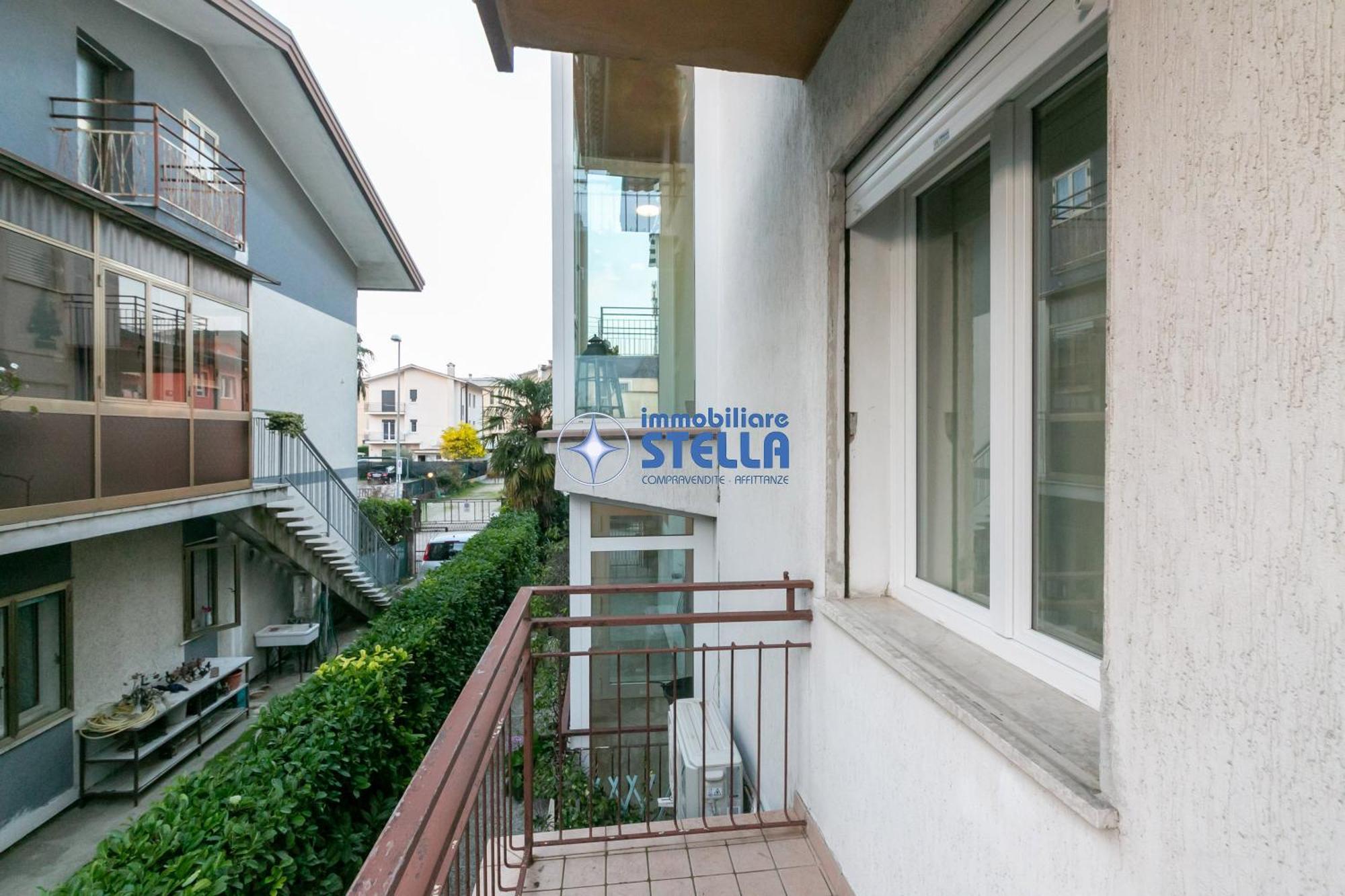 Condominio Secchiati Lido di Jesolo Buitenkant foto